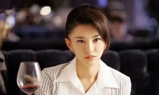 以为这五位女星退圈了,没承想整容了,美人们真该远离科技与狠活