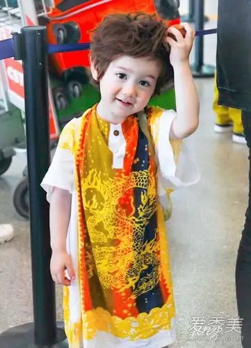 《放开我北鼻》回归 萌娃jackson周嘉诚太帅了 jackson周嘉诚照片