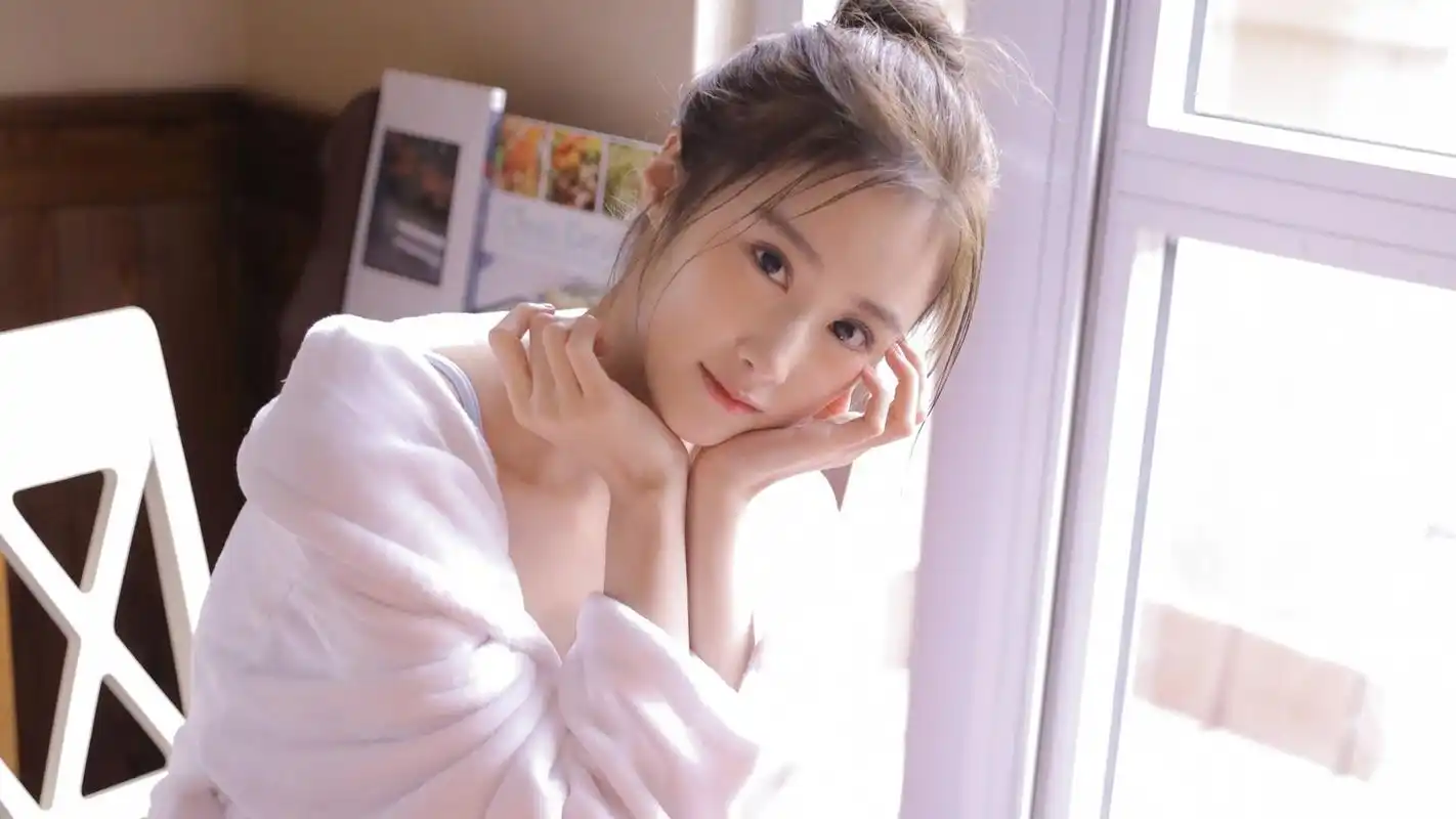 清纯美女模特壁纸封面图清纯 美女模特壁纸【10】壁纸于2020-06-16