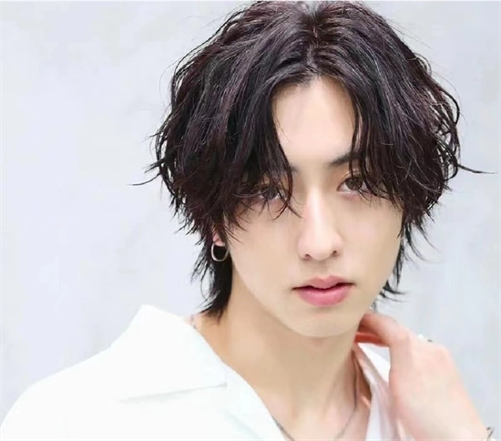 日系男生烫发造型 帅气纹理烫定位烫_男生烫发 - 美发站