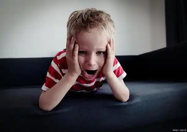 孩子脾气大,易暴躁的性格很可能会影响未来的一生