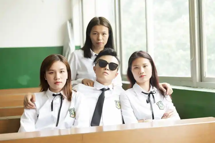 楚凡创意毕业摄影{湖南师范大学体育学院最美毕业季}