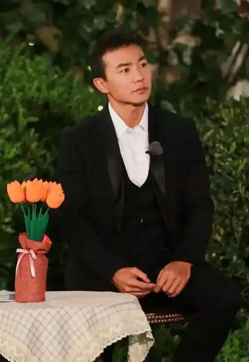 从养成系肌肉男,到行走的健身房,刘畊宏才是最狠的人吧?_网易订阅