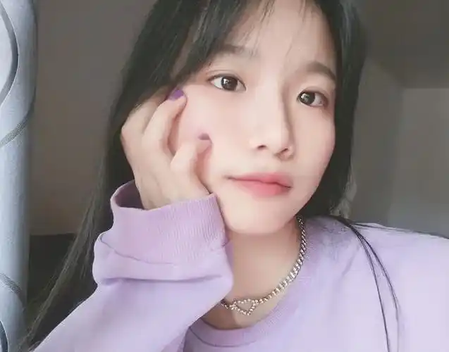 为什么越来越多大城市的女生,选择素颜出门,是没有在乎的人吗?