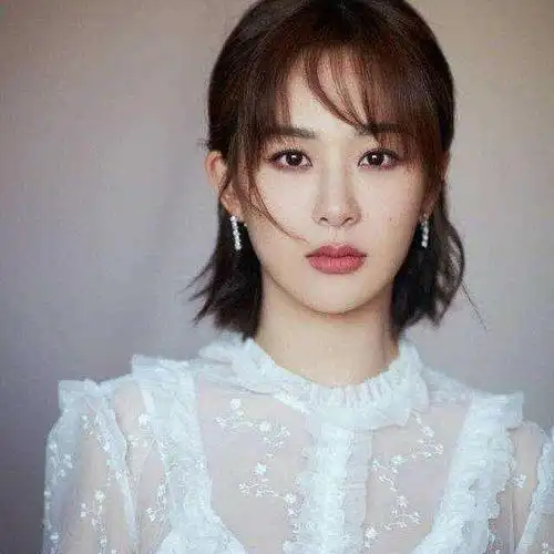 男生眼中颜值高的女生(男生眼中的高级脸女生特征是什么?)_捷讯网