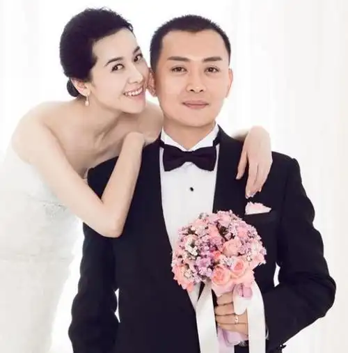 图黄海冰老婆甄锡顺利产子与前妻离婚原因成迷