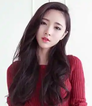 女生最好看中长发烫发发型图片就是这样潮