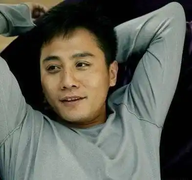 被老师嘲笑,深夜什刹海大哭,耍心机获角色,"差生"刘烨不服气_时候