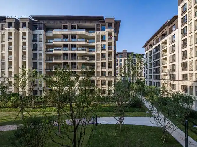 龙湖西宸原著洋房实景图