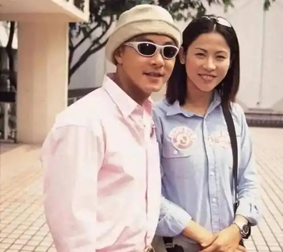 张卫健结婚20年至今无子他的故事远比你想象得更精彩