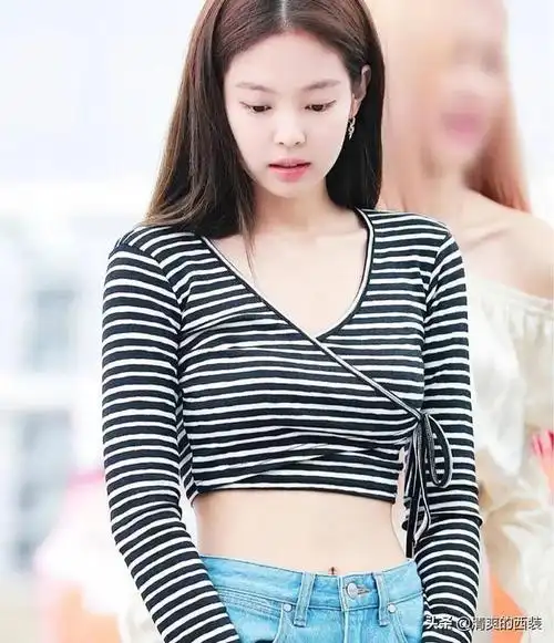 韩国美女金珍妮可爱漂亮优雅大方