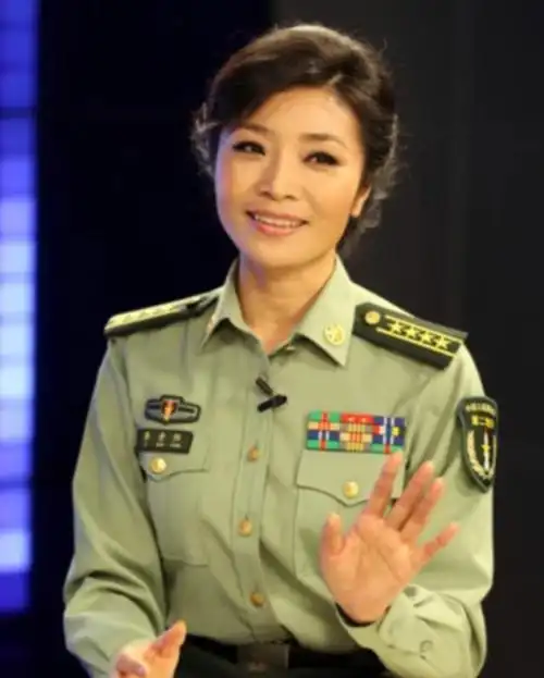 李丹阳为照顾患癌父母56岁仍未婚没有孩子成她母亲最大遗憾