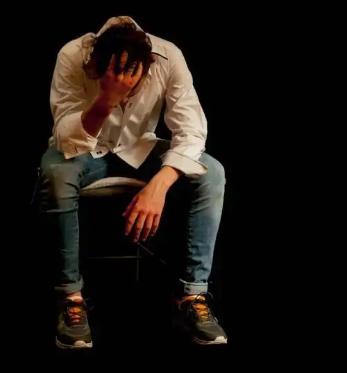 高情商女人安慰会怎么男人工作累 男人说我好累女人安慰的温暖话