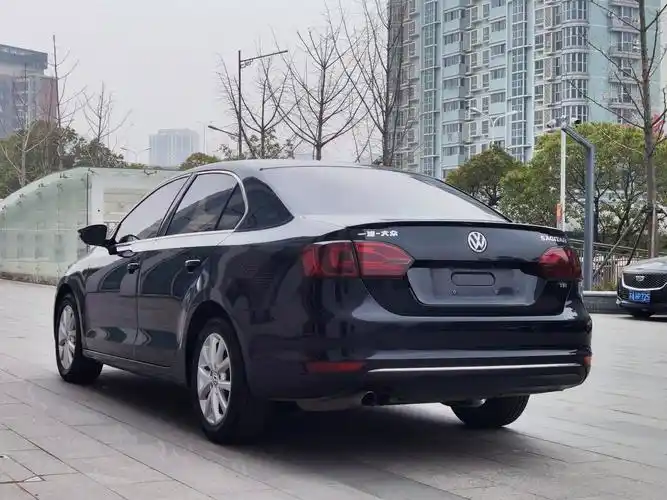 大众 速腾  2013款 1.4tsi 蓝驱版图片