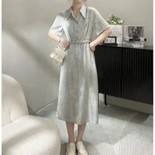 今年流行漂亮连衣裙女装2024夏季新款气质时髦长裙文艺风高级裙