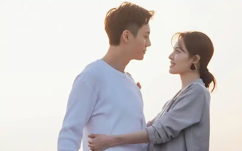 《宠爱》陈伟霆钟楚曦特辑,临时发挥却甜蜜到极致_哔哩哔哩 (゜-゜)つ