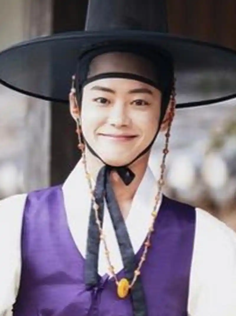 要被这对夫妇笑死 《柳书生的婚礼》 整部剧的故事犹如片头所写,确实