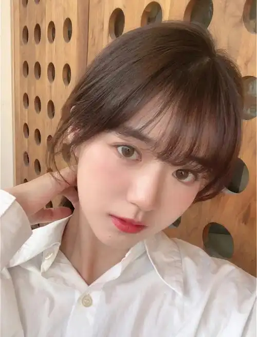 2022最火减龄法式刘海