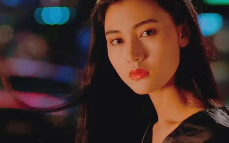 (妖兽都市)李嘉欣cut,这样的颜值看了可以还想看.