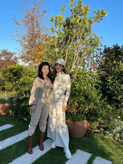 欢迎好友jamie来巴黎secretgarden