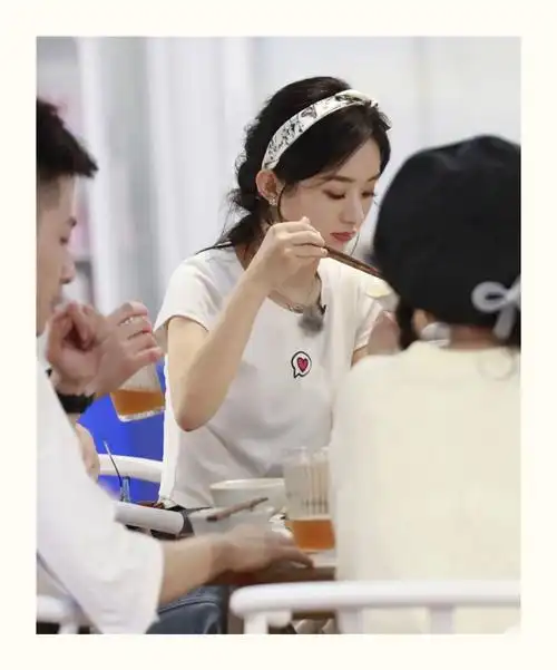 中餐厅赵丽颖同款丝巾发带法式复古绑头发飘带丝带绑包用围巾领巾