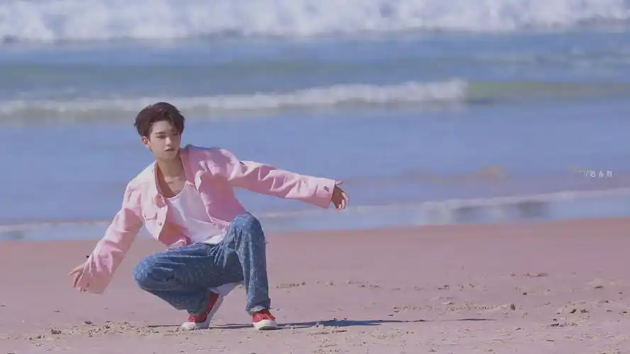 黄明昊justin - 堆糖,美图壁纸兴趣社区