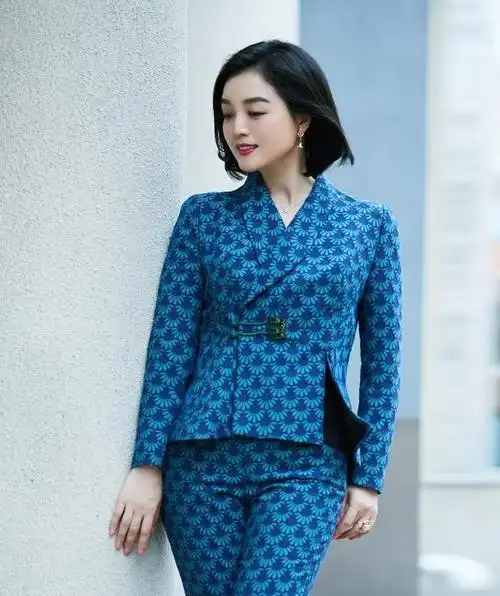 白雪歌美人更真不仅不去做美容更不愿意对自己的照片进行修图