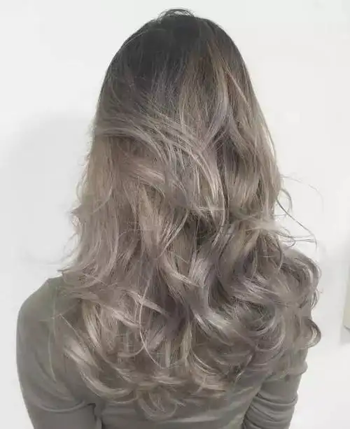 今年流行"奶茶色"