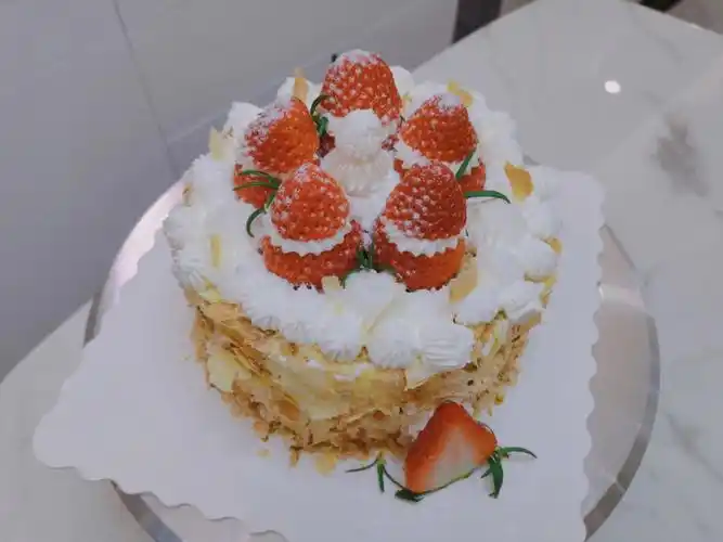 家庭蛋糕草莓蛋糕