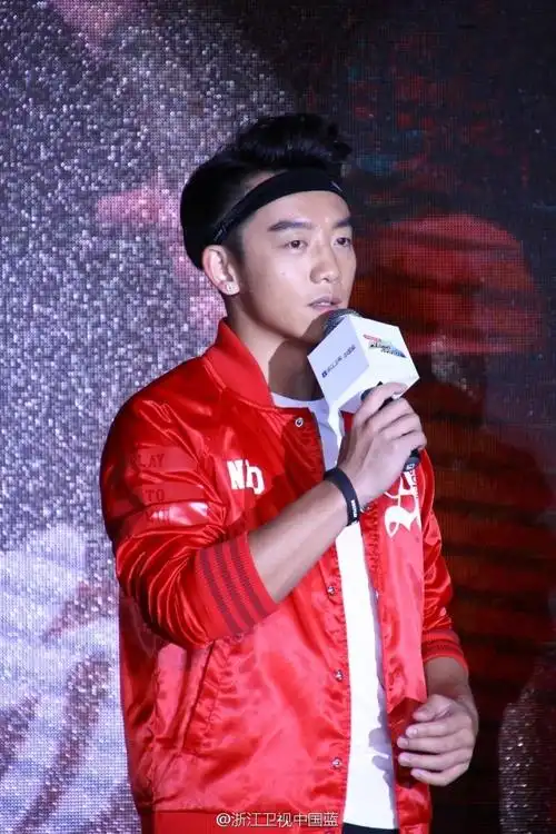 2015郑恺《奔跑吧兄弟》第三季发布会_高清图片大全-爱豆app