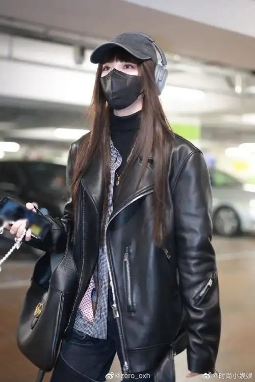 宋妍霏电玩少女造型机场饭拍##宋妍霏电玩少女造型机场图