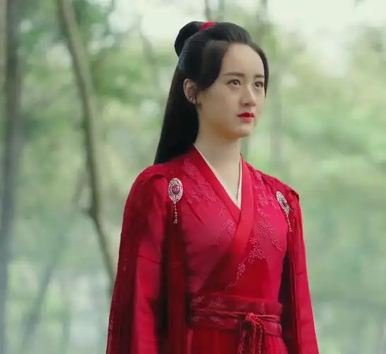 袁冰妍:褚璇玑乖巧可爱,书痴莫山山清纯仙美