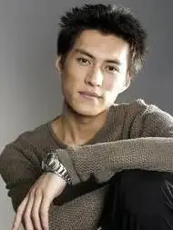 国家一级演员靳东的低调情史:错的时间遇见江珊,后娶二婚的李佳