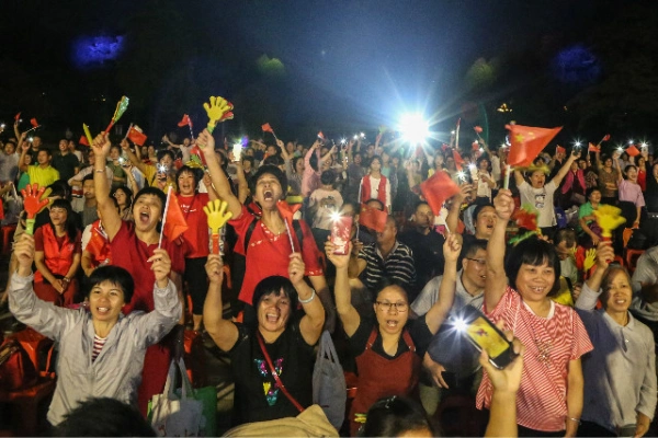 互动问答环节为现场观众普及了识邪防邪反邪知识.