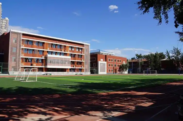 北京市第五十中学[北京市示范性普通高中]