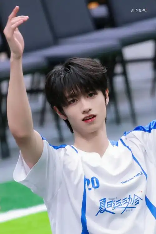 tf家族运动会入场时间##朱志鑫生图##22x日志