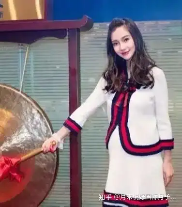 唐嫣连孕肚照都辣么瘦,怀孕怎样才能长胎不长肉?