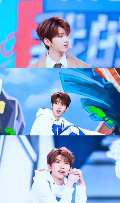 蔡徐坤三格壁纸