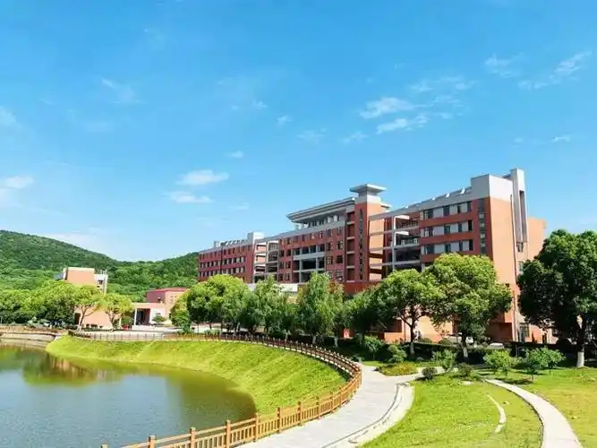 无锡太湖学院 | 你幻想的大学,这里都有