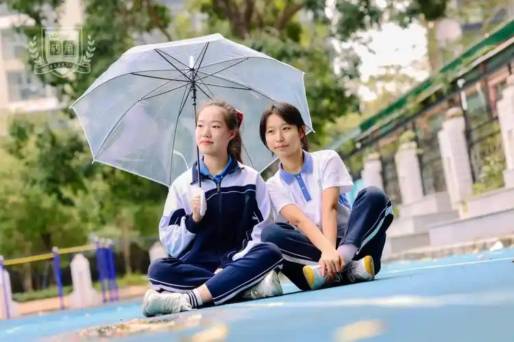 12月16号2024届高新中学初三5班毕业照欣赏 山水有相逢 - 抖音