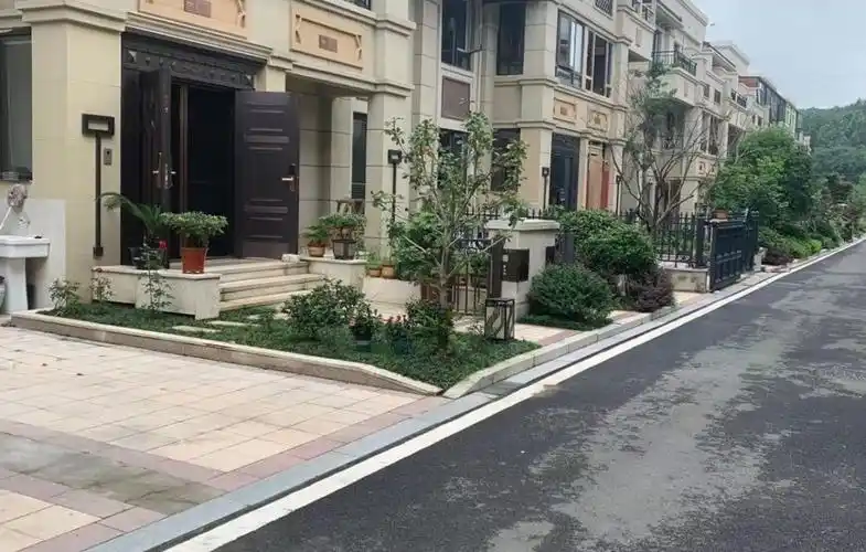 宜城 龙湖紫云台联排别墅 4室2厅,宜兴宜城宜兴龙湖紫云台联排别墅