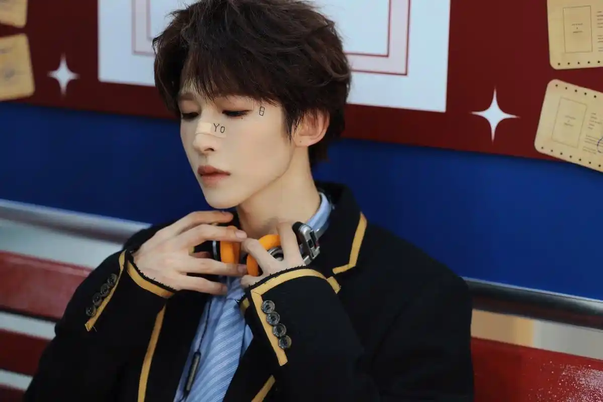 每一次看刘宇的照片都会被脸的精致程度惊艳!