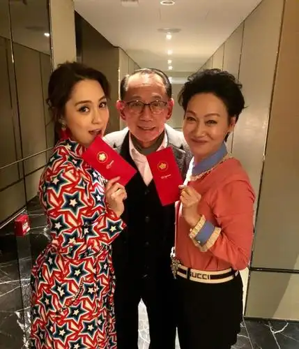 杨受成容祖儿(容祖儿杨受成ktv唱的歌)