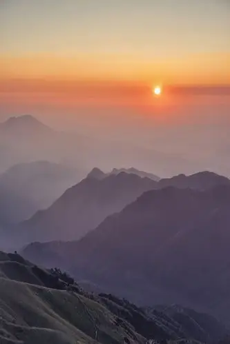 武功山金顶日出