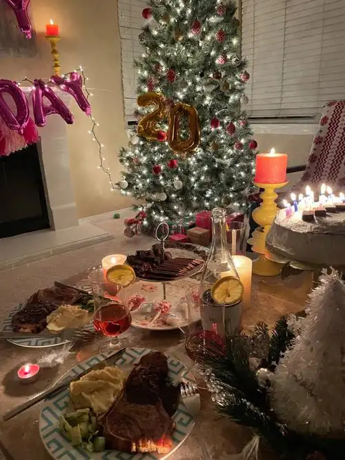 宅在家里过生日