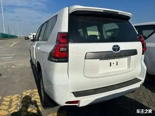 进口23款丰田霸道2800现车售40余万支持送货到家