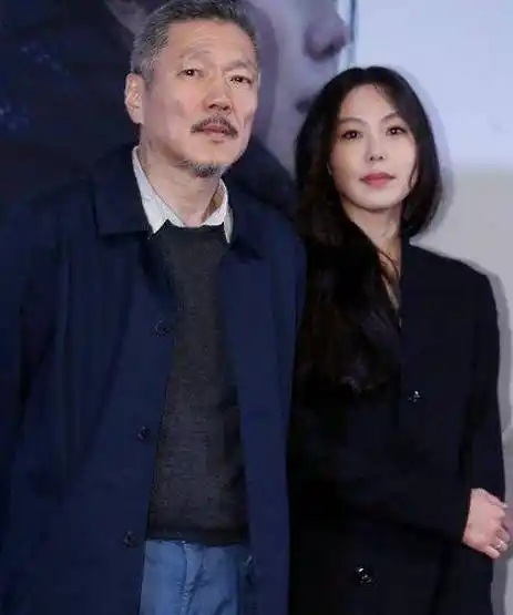 从金敏喜介入洪尚秀家庭谈起执着的原配伤敌一万自损一万