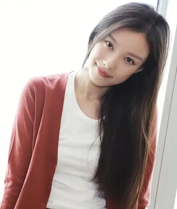 倪妮写真及美腿照