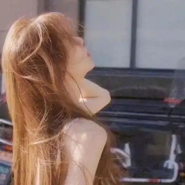 气质文静的优雅文艺森系女生头像 干净温柔很精致的小清新女头