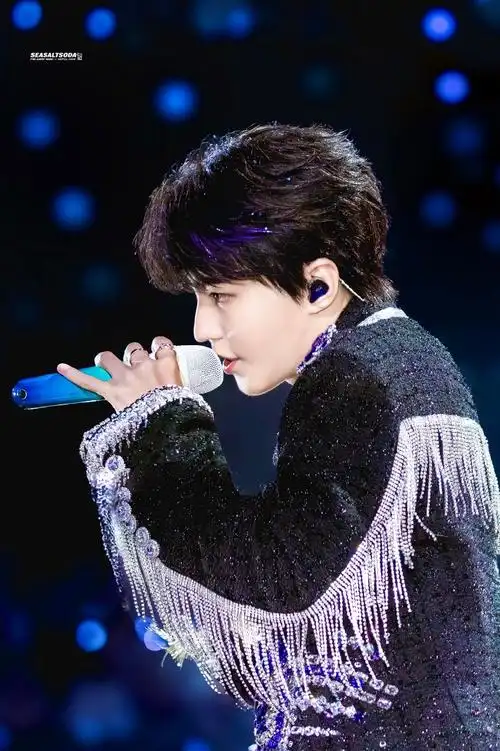 江苏卫视跨年##王俊凯##王俊凯新歌你会找到我舞台首秀